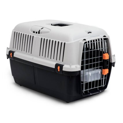 Cage Bracco Travel 2